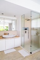 Akwa Santa Teresa Ocean View Villas & Rooms
