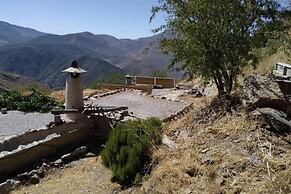 Refugio Arrabales de la Alpujarra - Hostel