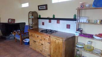 Refugio Arrabales de la Alpujarra - Hostel