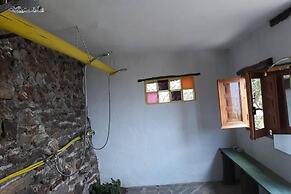 Refugio Arrabales de la Alpujarra - Hostel