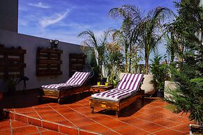 Shoshana Hotel Boutique