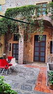 El Descanso Barrio del Artista