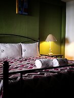 El Descanso Catedral Hotel