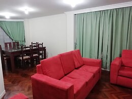 Apartamento Familiar en Zona Residencial