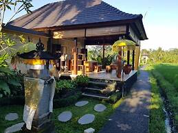 Puri Raya Villa Ubud