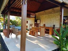 Puri Raya Villa Ubud