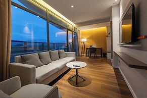 Holiday Inn Express Yichang Riverside by IHG