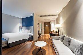 Holiday Inn Express Yichang Riverside by IHG