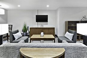 Staybridge Suites Irvine-John Wayne Airport by IHG