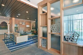 Fairfield Inn & Suites by Marriott Houston NASA/Webster