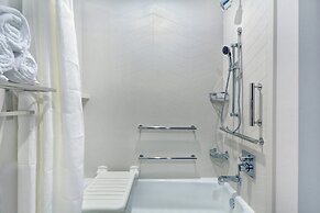 Fairfield Inn & Suites by Marriott Houston NASA/Webster