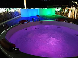 Green Rich Hotel Okinawa Nago