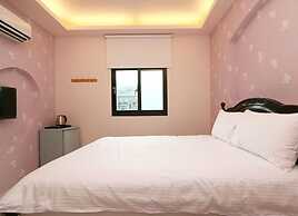 Meet Love at Pacific Ocean Turtle Island B&B