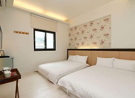 Meet Love at Pacific Ocean Turtle Island B&B