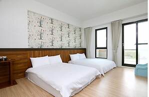 Meet Love at Pacific Ocean Turtle Island B&B