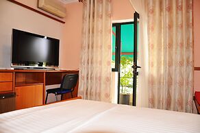 Hotel Lugano Tirana