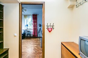 Apartment on Bolshoy Kondratievskiy 4