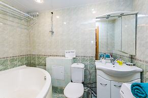 Apartment on Krasnoprudnaya Street 1