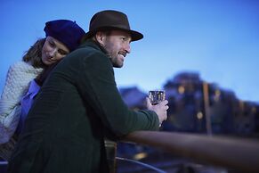 Fingal - A Luxury Floating Hotel