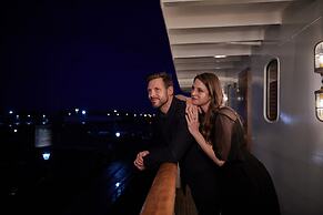 Fingal - A Luxury Floating Hotel