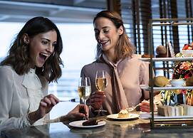 Fingal - A Luxury Floating Hotel