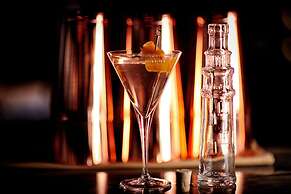 Fingal - A Luxury Floating Hotel