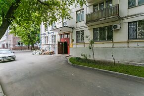 Apartment on Perunovskiy 4-10