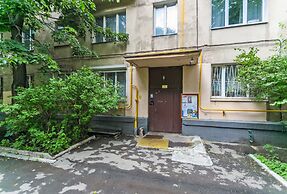 Apartment on Ogorodnaia Sloboda 10