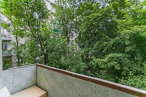 Apartment on Ogorodnaia Sloboda 10