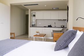 Kyma Suites - Adults only