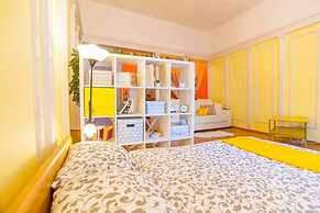 Apartment on Bolshoy Gnezdnikovskiy Pereulok 10