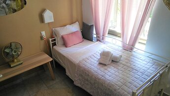 Rina's House Meteora