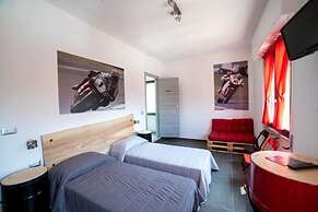 Italian Piston House