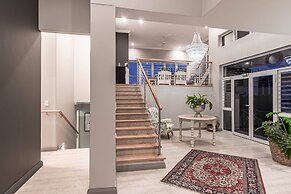 Whale Coast Ocean Villa