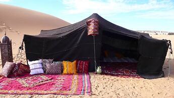 Bivouac Les Touareg Chez Bachir