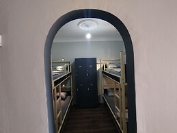 Ivy Hostel Cafe