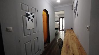 Ivy Hostel Cafe