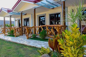 Aloha Seaside  Resort