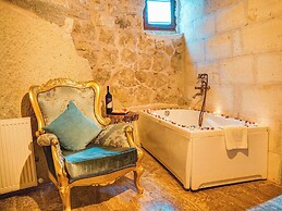 Mahperi Cappadocia Cave