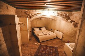 Mahperi Cappadocia Cave