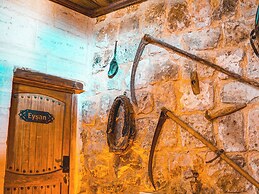 Mahperi Cappadocia Cave