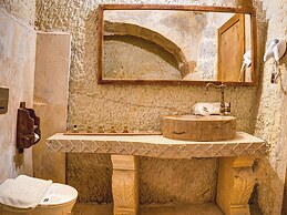 Mahperi Cappadocia Cave