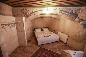 Mahperi Cappadocia Cave