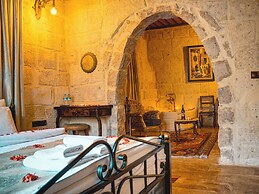Mahperi Cappadocia Cave