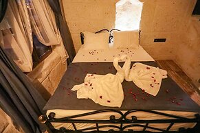 Mahperi Cappadocia Cave