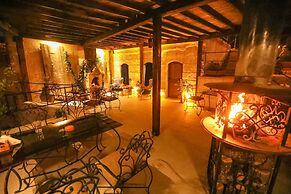 Mahperi Cappadocia Cave