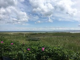 Skaerven Beachfront Condos and Cottage