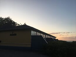 Skaerven Beachfront Condos and Cottage