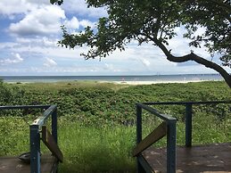 Skaerven Beachfront Condos and Cottage