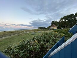 Skaerven Beachfront Condos and Cottage